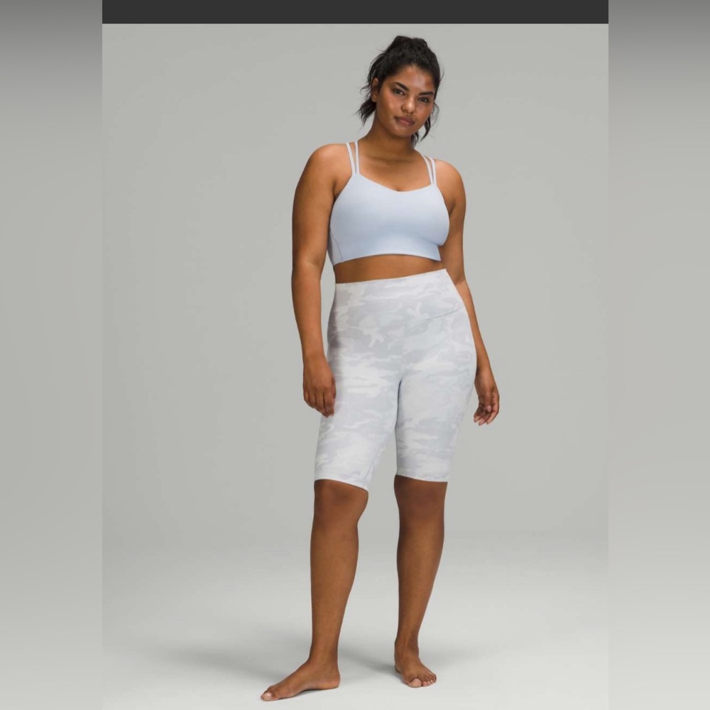 Lululemon Wunder Under Short 10"Ribbed
Incognito Camo Jacquard Alpine  White